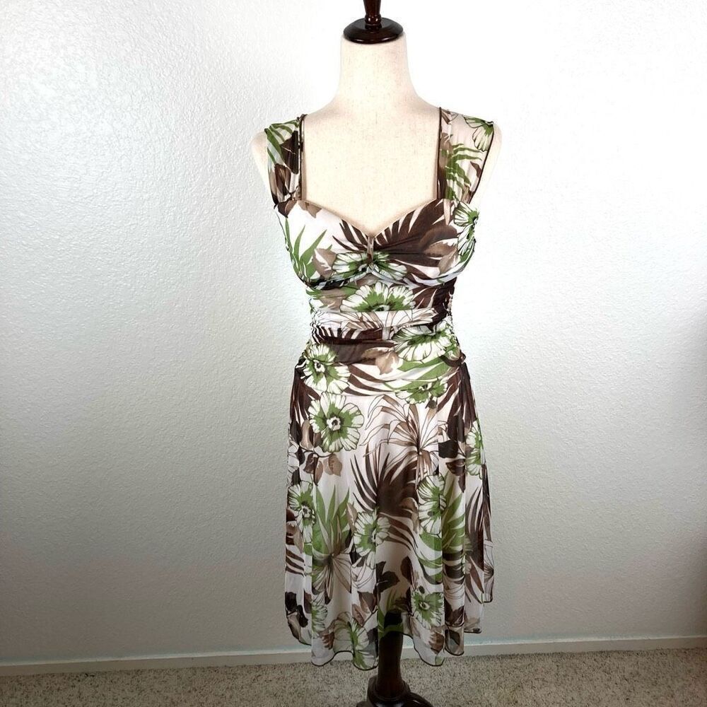 Speechless Y2K floral ruched sides A‎ line skater babydoll sundress  women’s M ￼